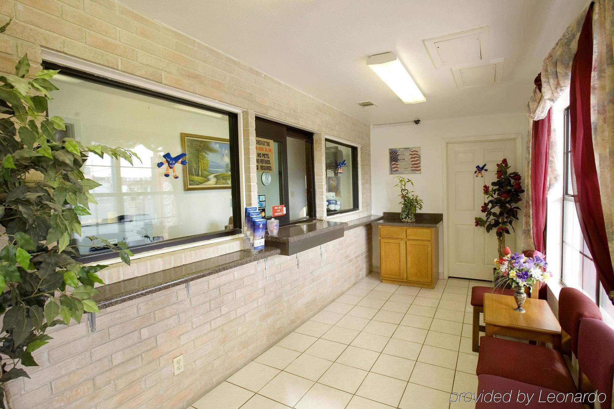 Americas Best Value Inn San Antonio/Lackland Afb Интерьер фото