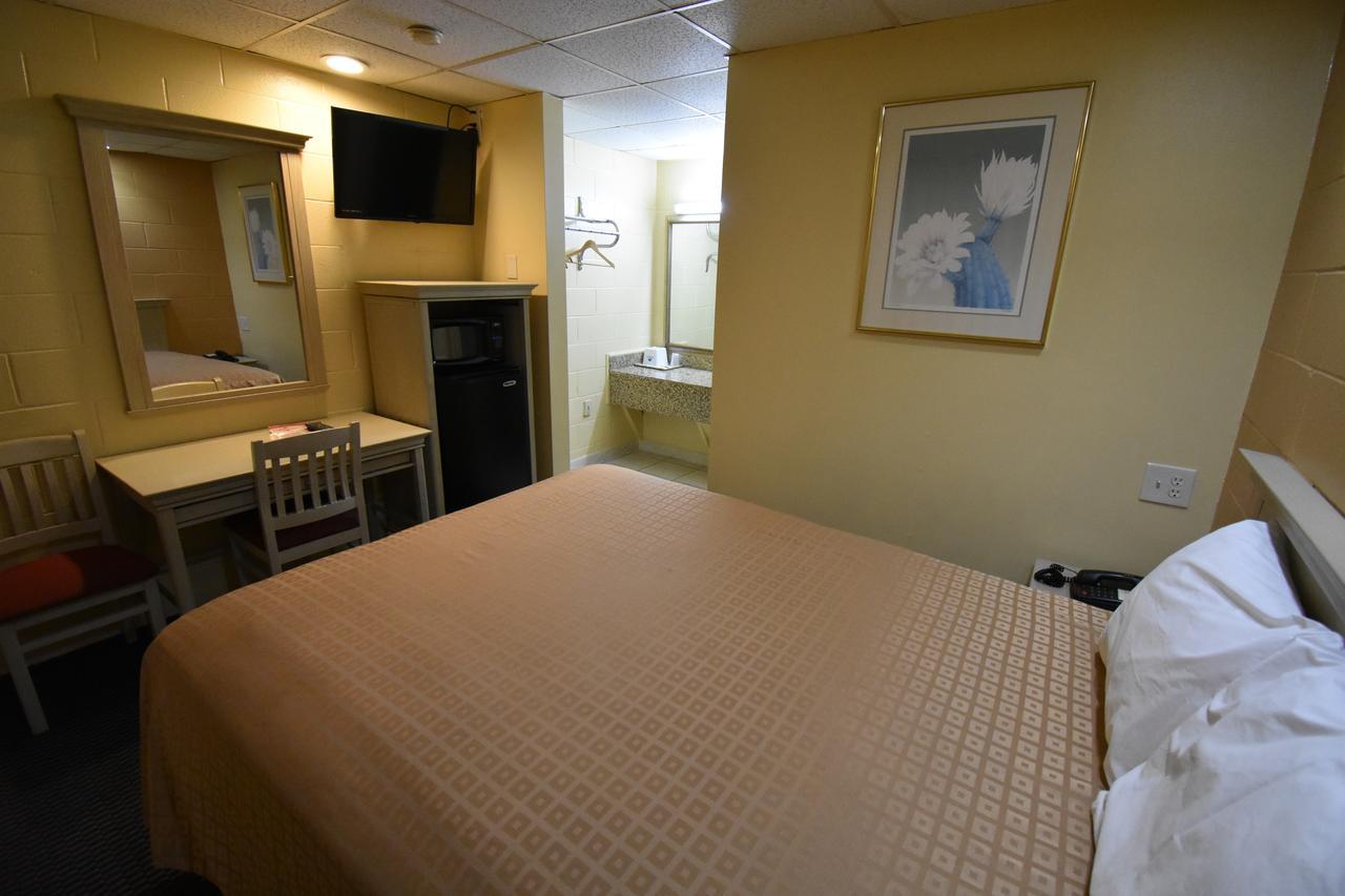 Americas Best Value Inn San Antonio/Lackland Afb Экстерьер фото