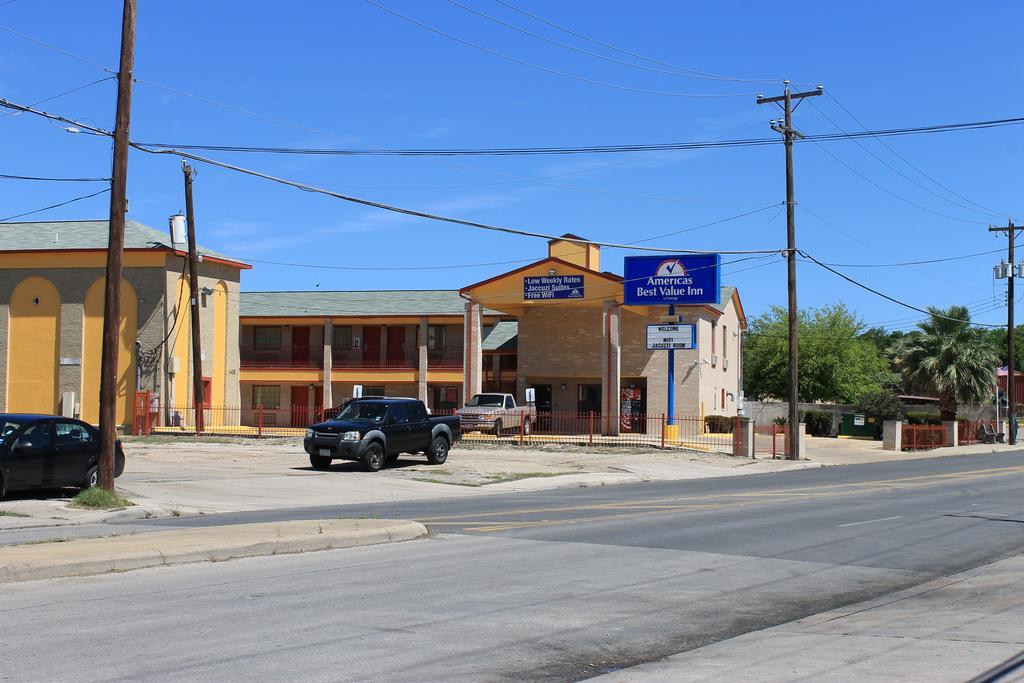Americas Best Value Inn San Antonio/Lackland Afb Экстерьер фото